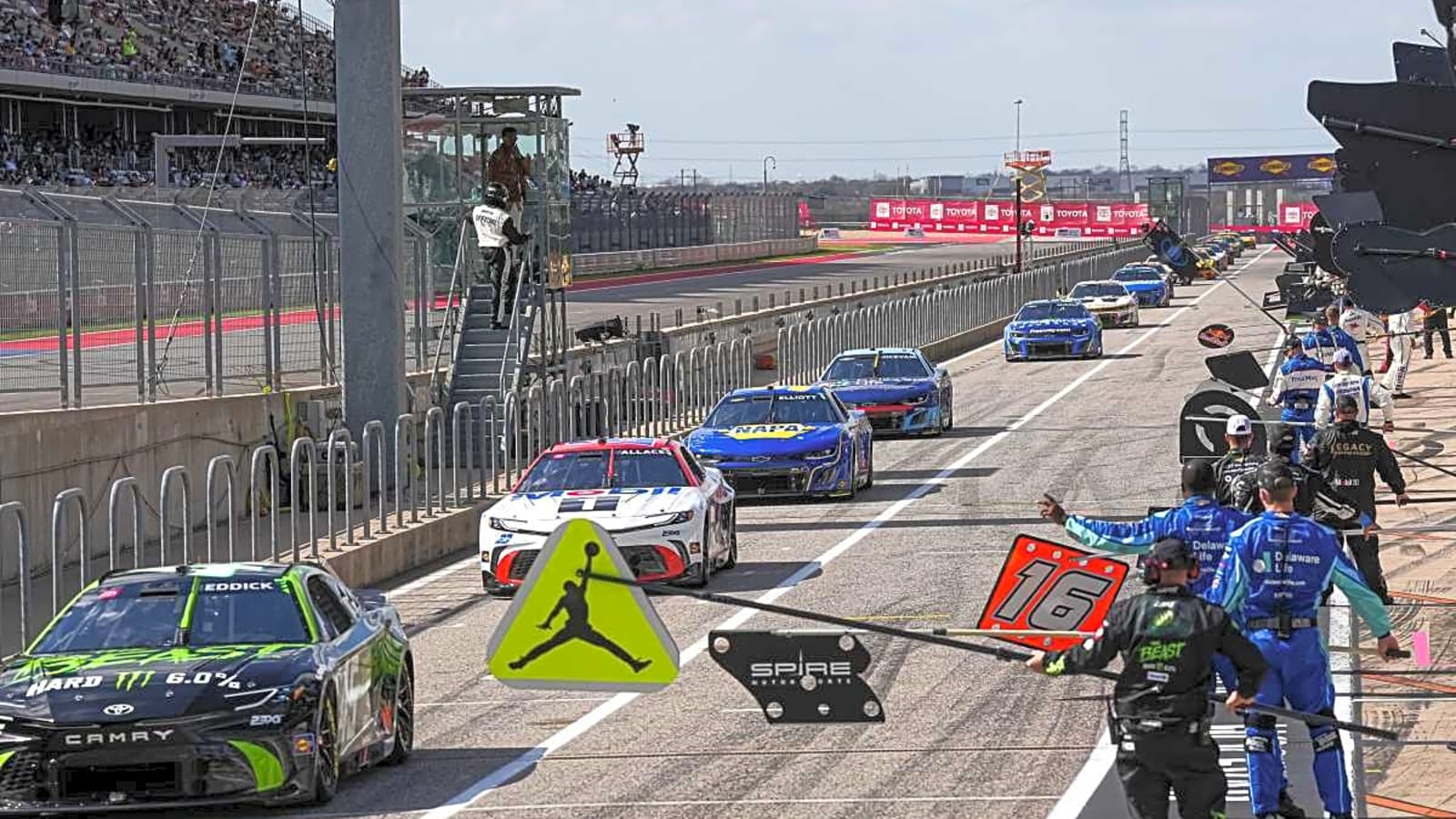 Viral Video Shows Fan With Medical Emergency Crashing on Pit Road at Circuit of the Americas