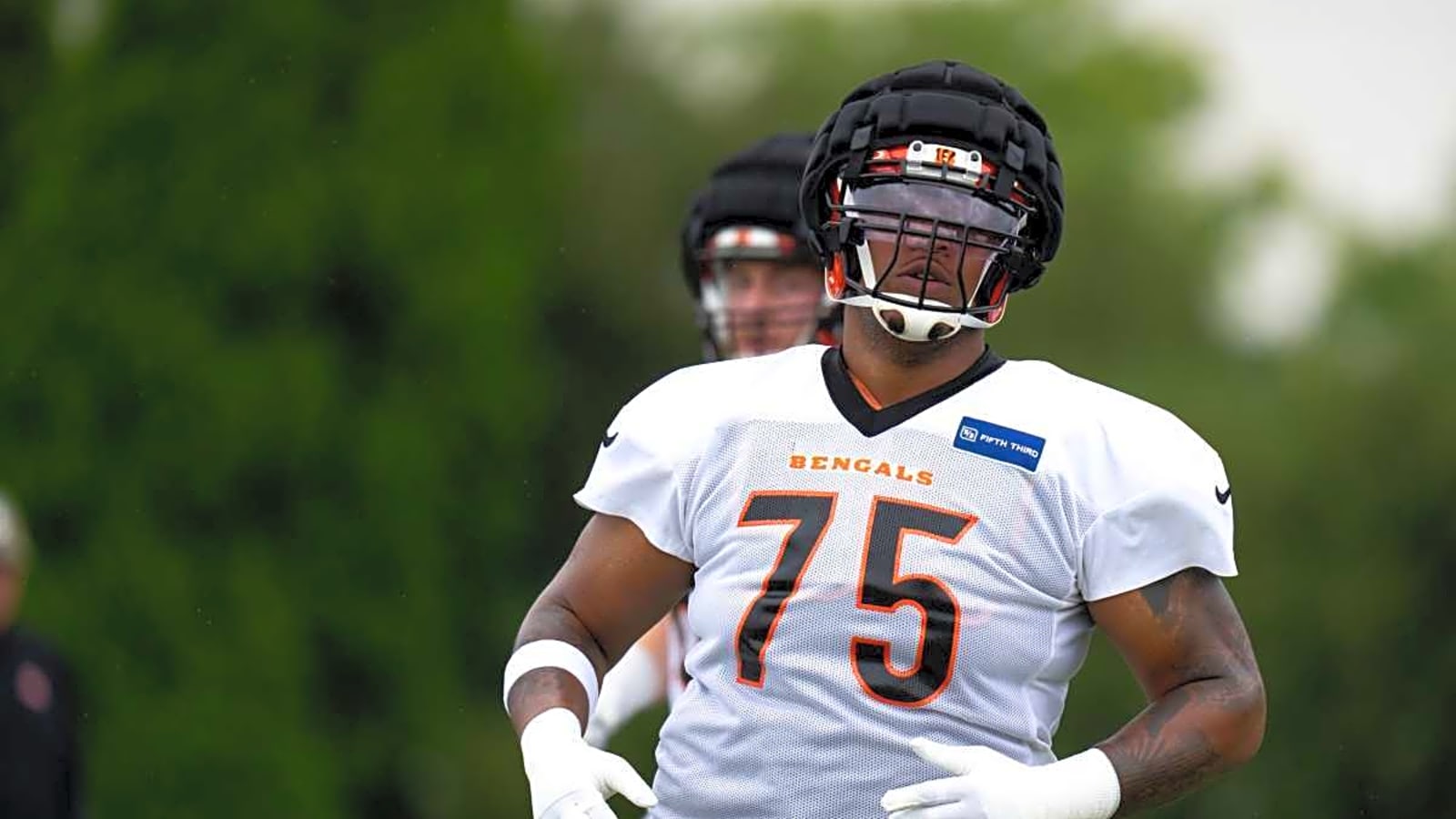 Bengals Pro Bowl Tackle Remains Confident Despite Offseason Distractions
