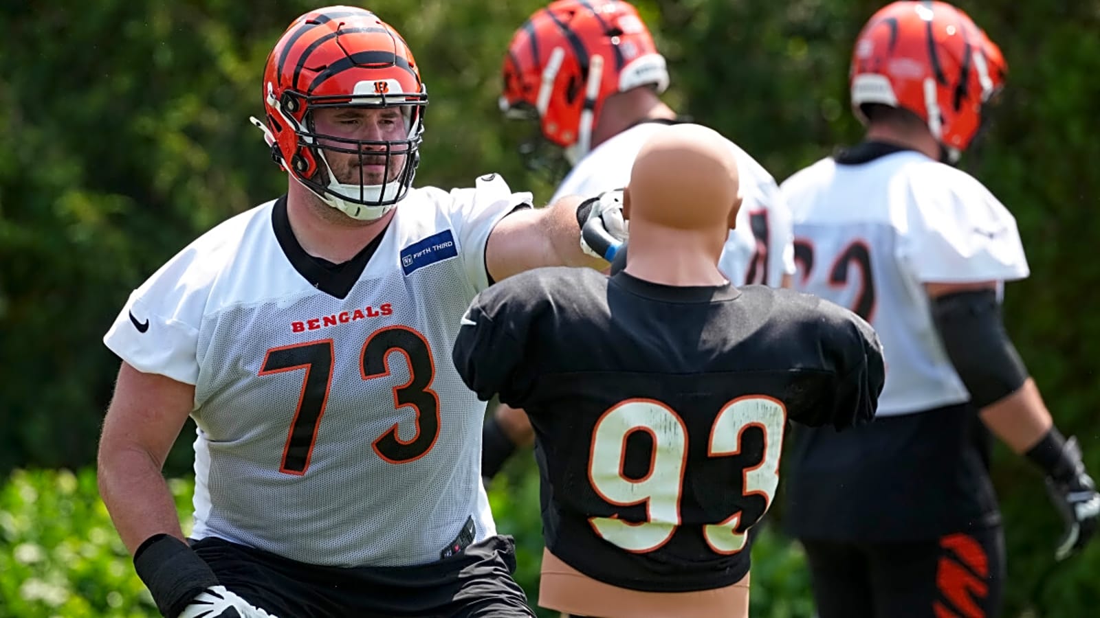Bengals 2025 Roster Breakdown: Andrew Stueber hoping to maximize tackle-guard versatility in crowded offensive line group