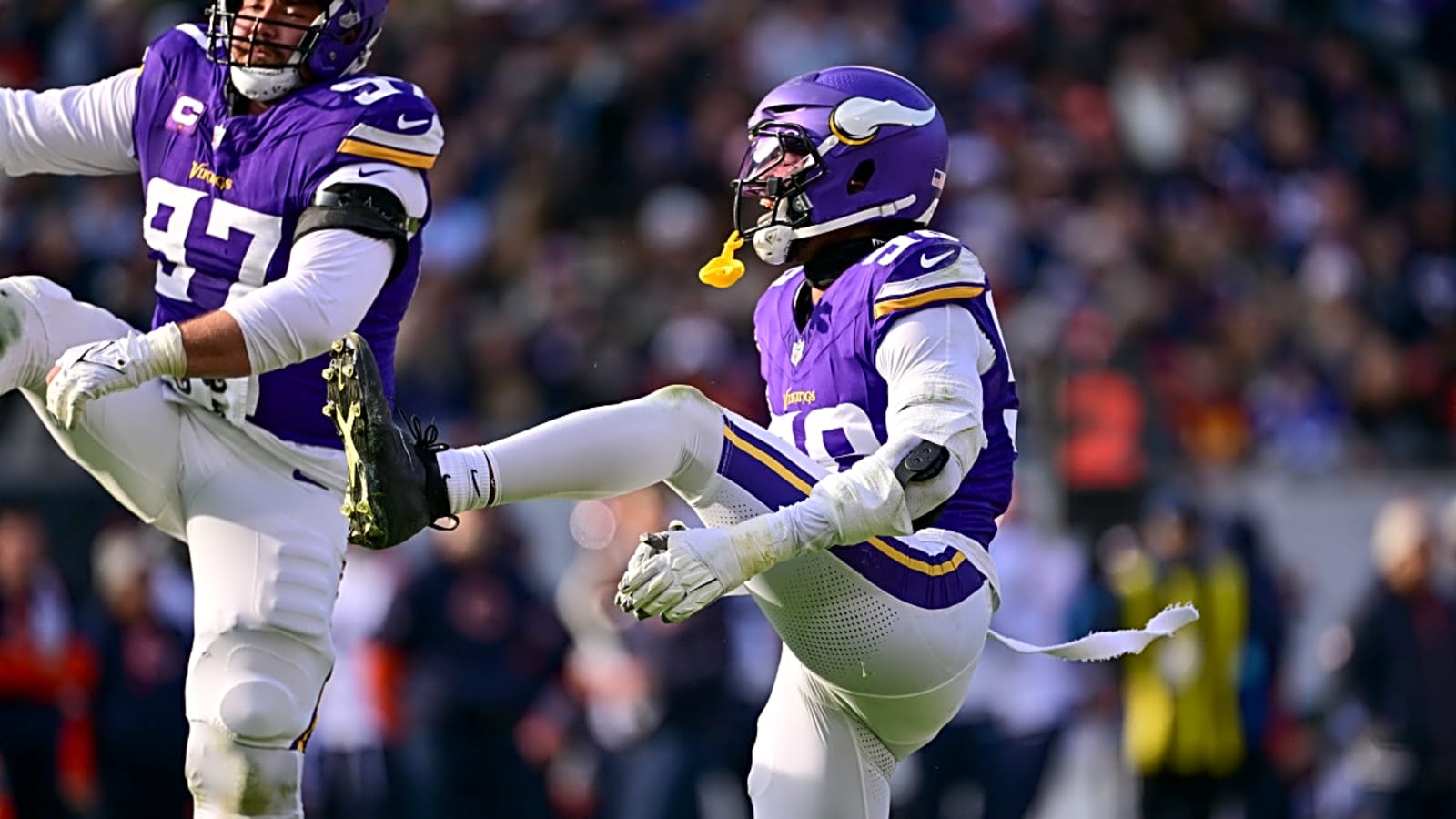 Kwesi Adofo-Mensah should take initiative with Vikings best defensive player to avoid issues that have hindered Minnesota in the past
