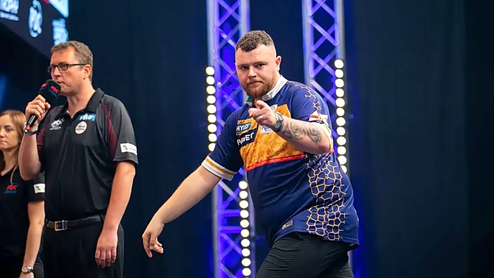 LIVE PDC Players Championship 29 | Ross Smith whitewashes van Gerwen as Humphries, Clayton, Rock lead quarter-final lineup
