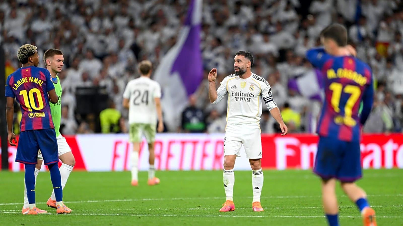 De Jong Calls Out Carvajal Over Gesture to Lamine Yamal: 'Talk to Lamine in Private'