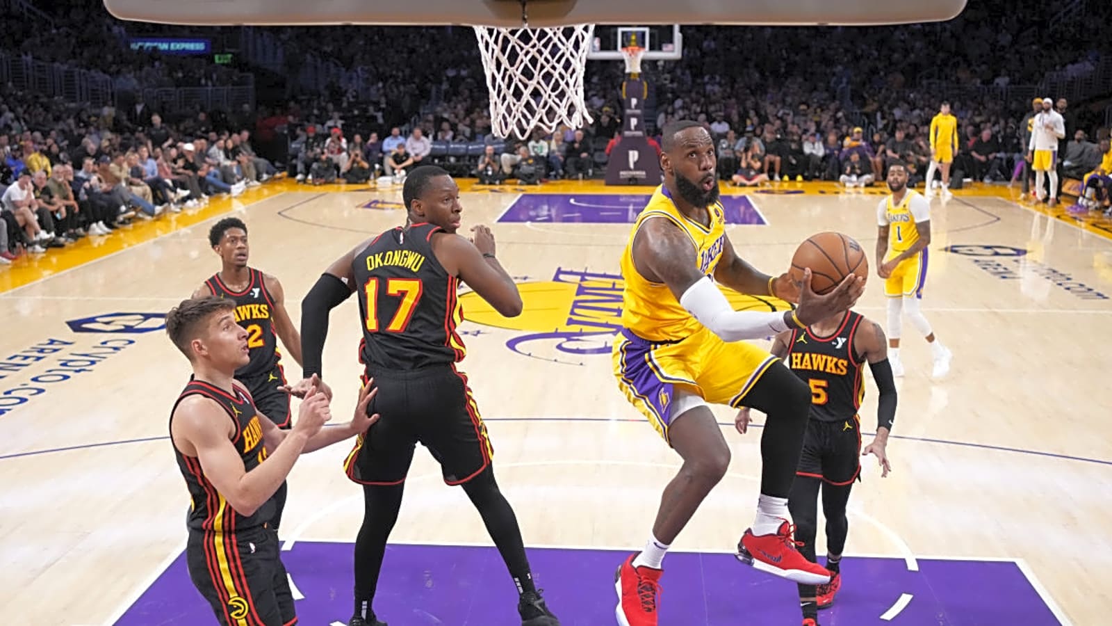 Lakers Urged to Strike Trade for New $61 Million Starter