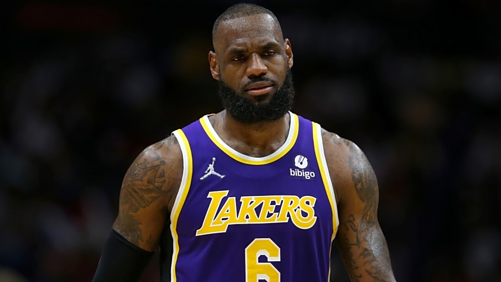 Davante Adams Gets Real On Whether LeBron James Could Play in The NFL