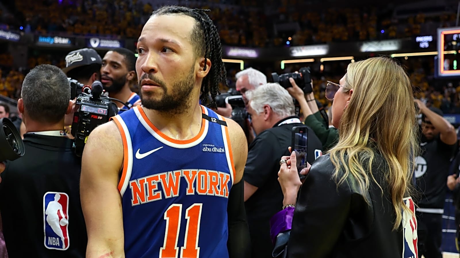 Knicks&#39; Mike Brown Makes Decision on Jalen Brunson&#39;s Father on Staff