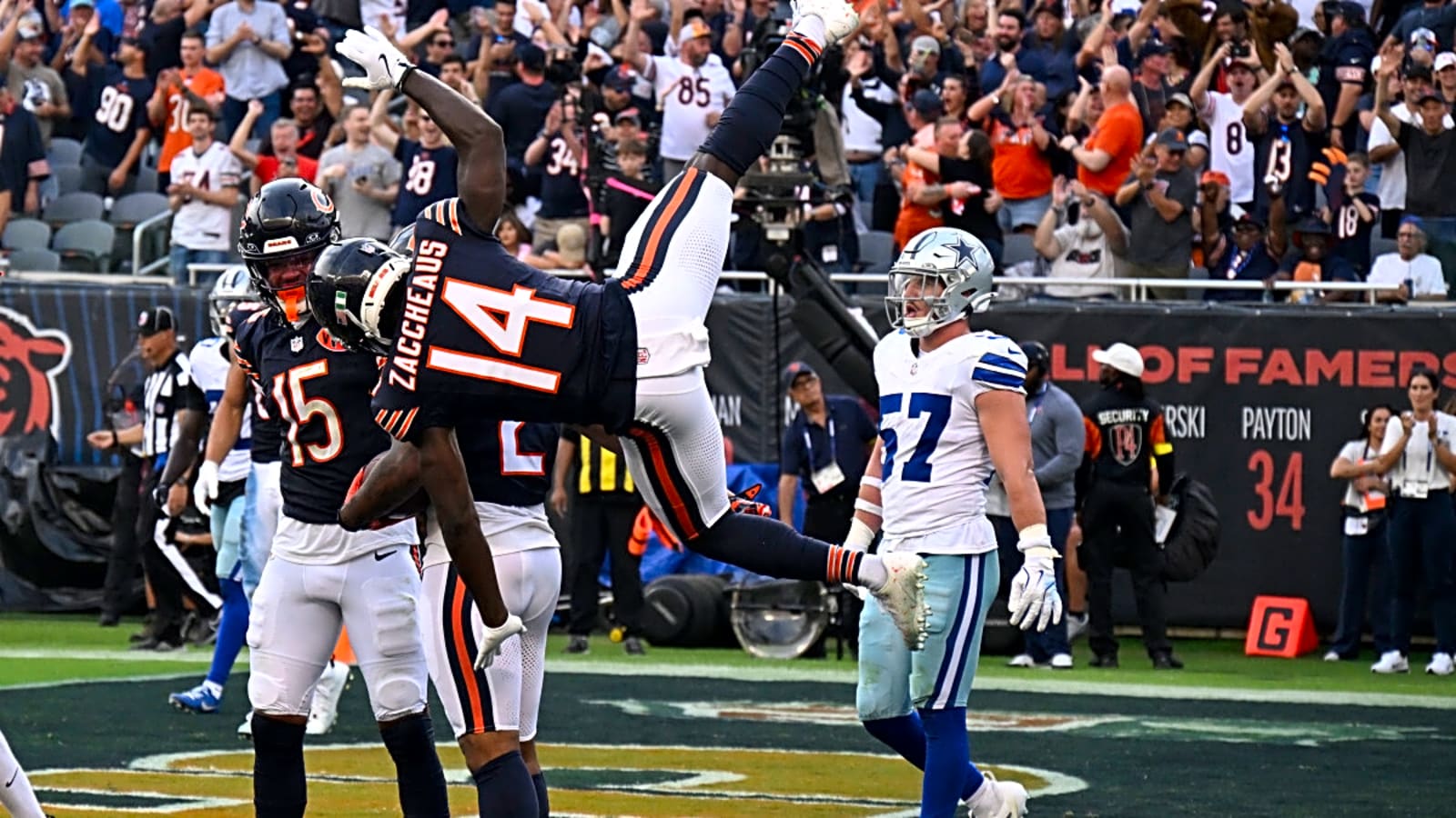 Caleb Williams had the most hilarious response to Olamide Zaccheaus&#39; trademark photobomb celebration from Week 3 win