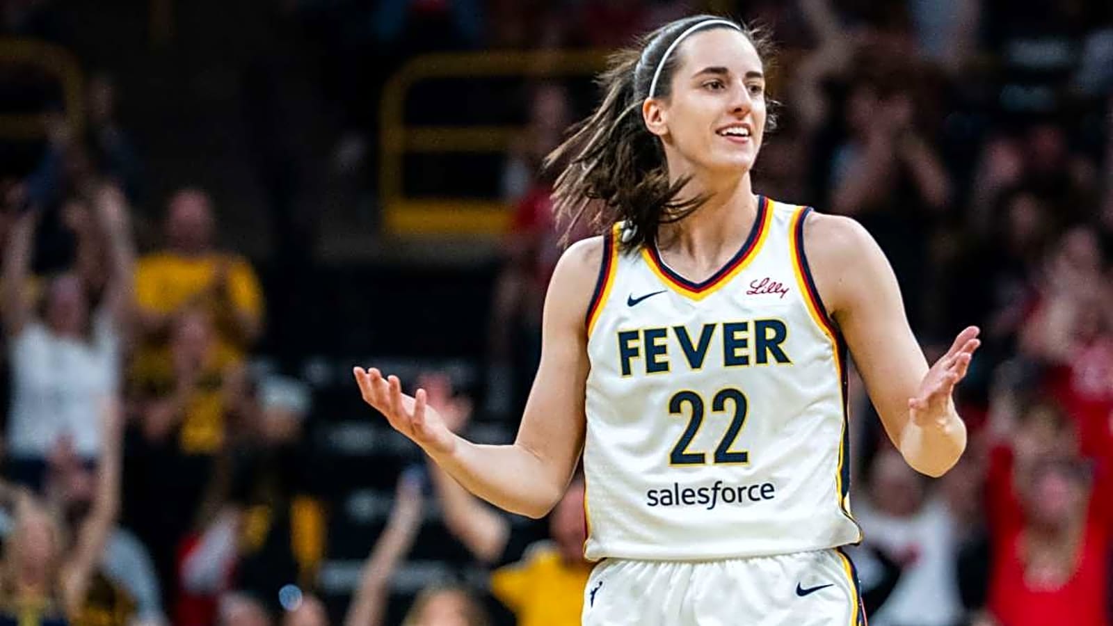 Caitlin Clark Sends Strong Message to LeBron James After Fever-Sky Game
