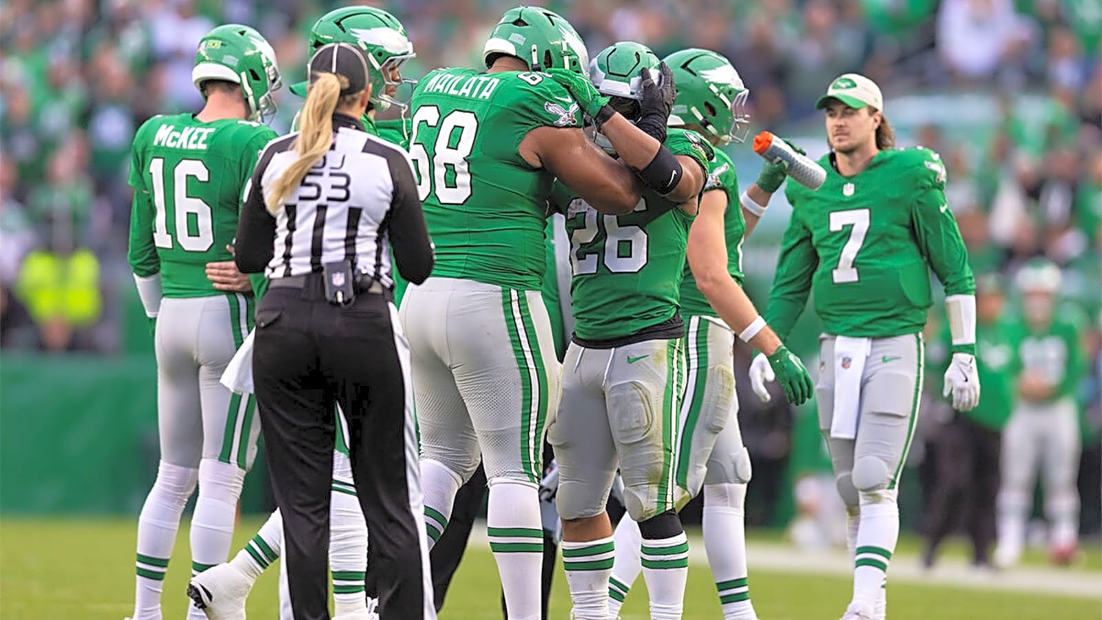 Eagles’ Jordan Mailata gives perfect speech after Saquon Barkley’s ESPYs win