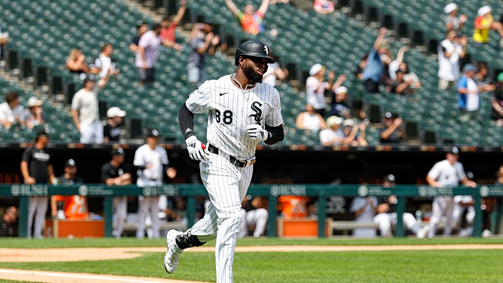 Guardians Take Game 1 as White Sox Start 2005 Weekend with Familiar Struggles