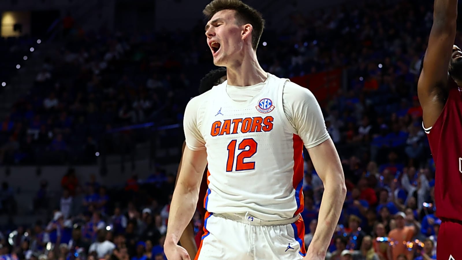 Former Florida Big Man Signs with Hometown NBA Team
