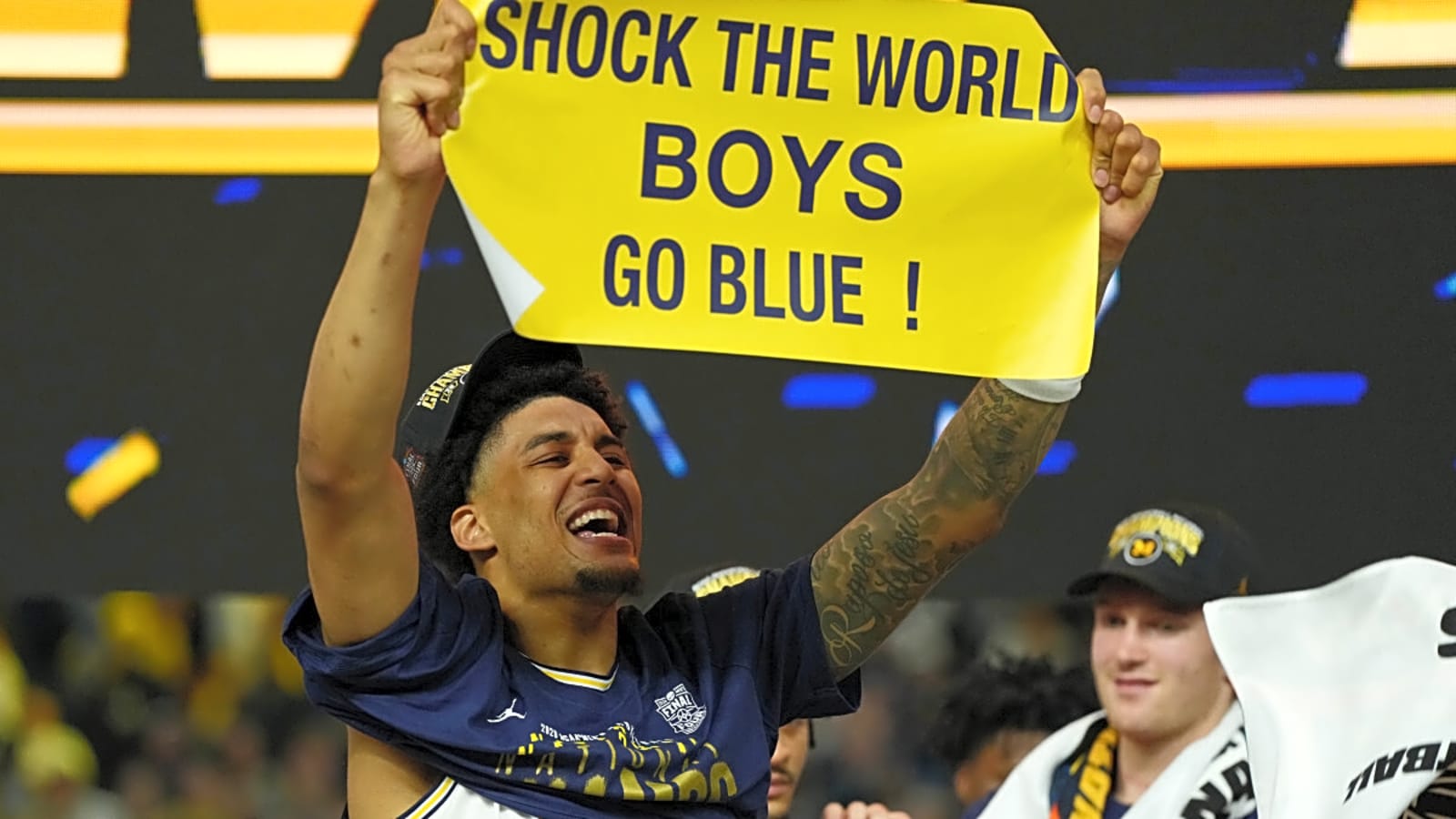 Michigan Star Yaxel Lendeborg Thanks ‘Superwoman’ Mom in Championship Celebration