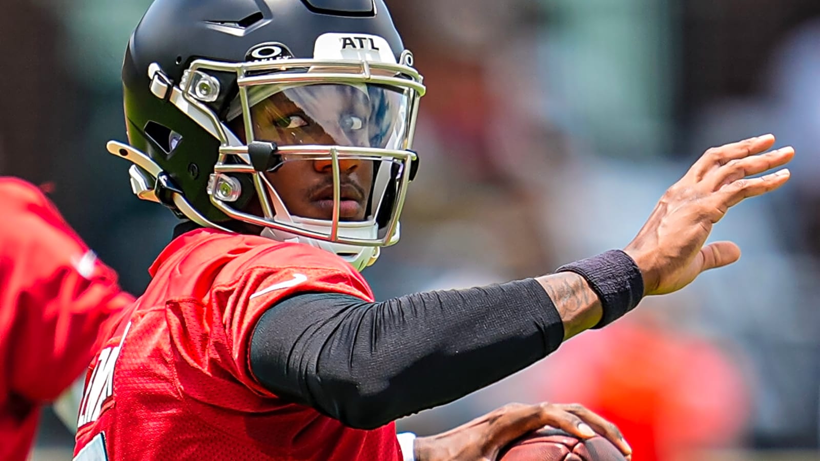 Previewing Falcons Training Camp with Carl Dukes