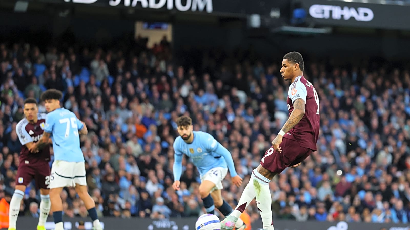 Roy Keane pours raise praise on outcast Man Utd star who’s ‘almost impossible’ to play against
