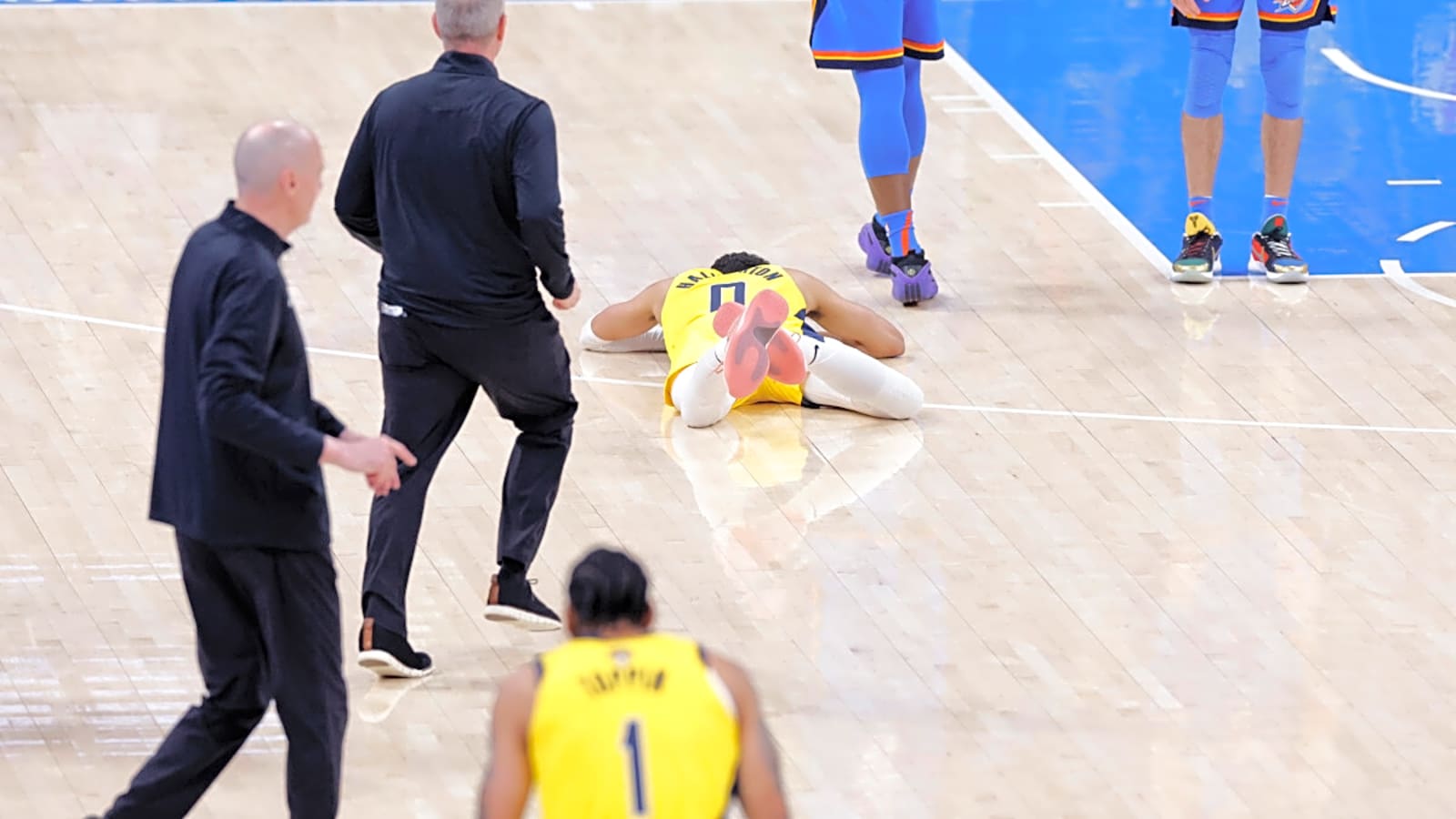NBA Legend Dwyane Wade Has Strong Words After Tyrese Haliburton&#39;s Painful Injury