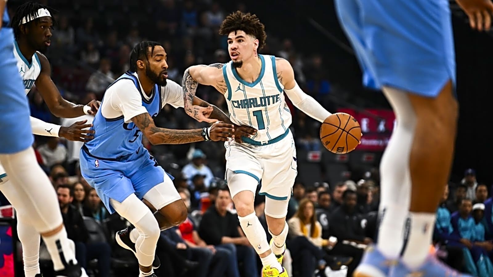 Top NBA Prospect Snubs Hornets Over LaMelo Ball Concerns