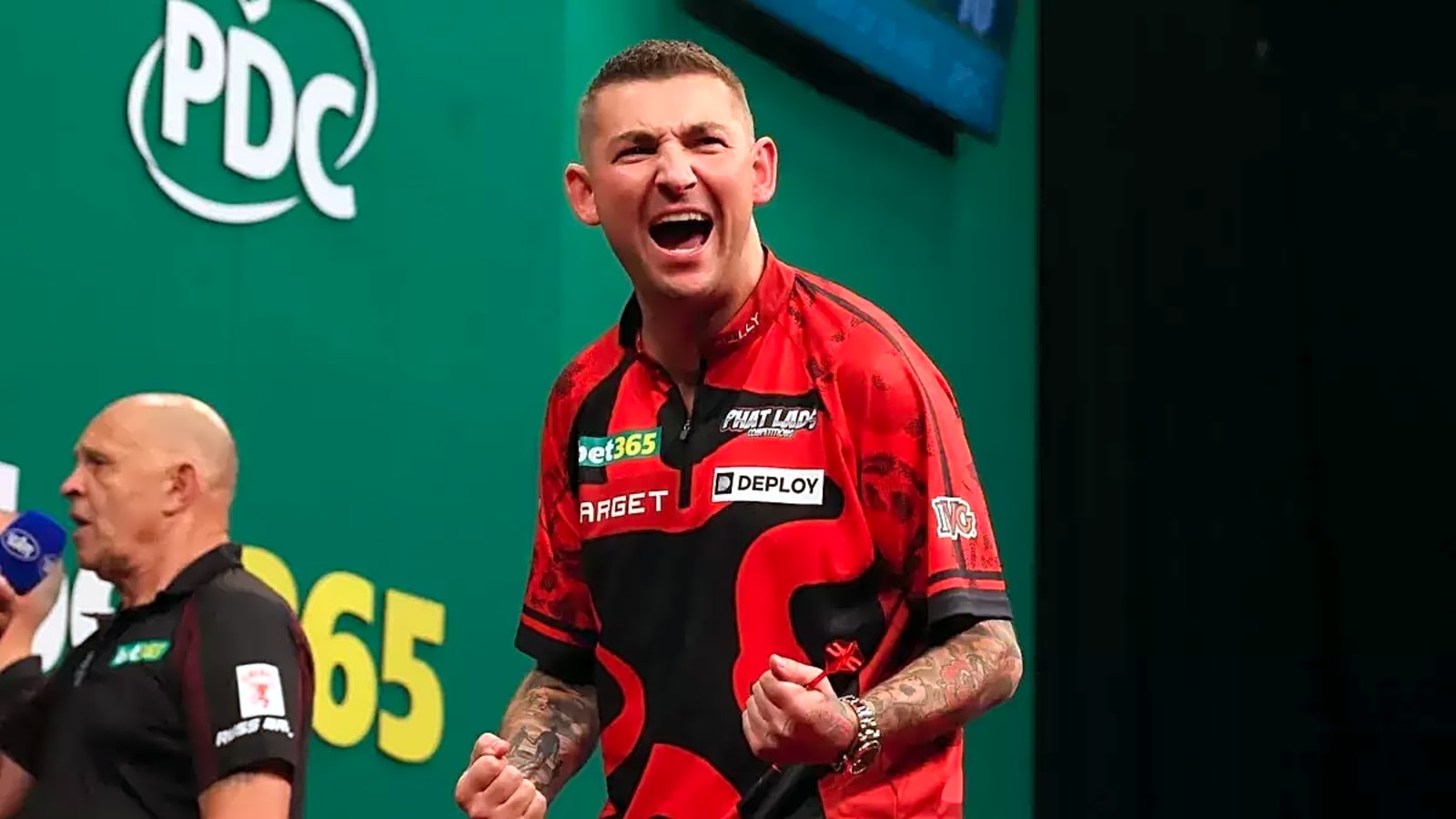 Nathan Aspinall smashes World Series record at US Darts Masters