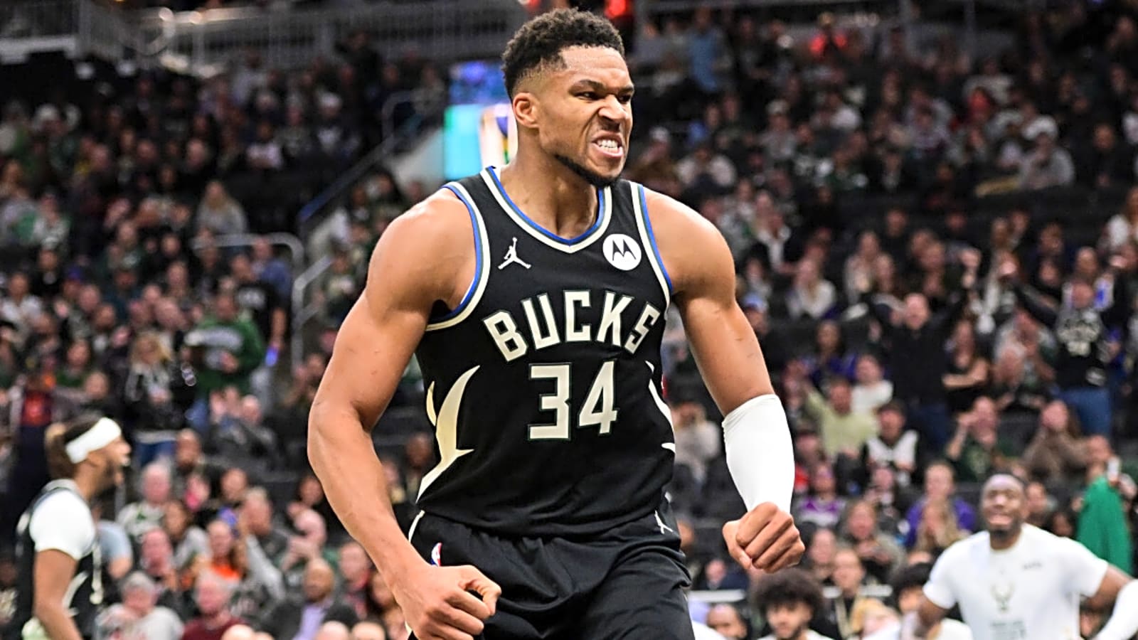 Bucks Announce Giannis Antetokounmpo News on Wednesday