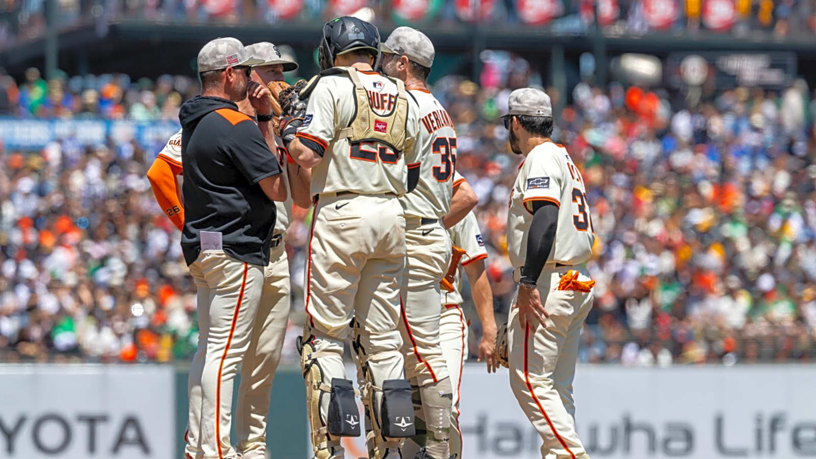 Justin Verlander Sets Unwanted Giants Record on Tuesday