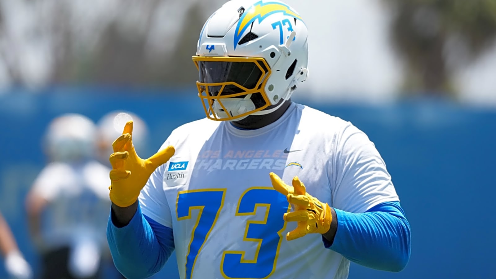 Los Angeles Chargers get bad news ahead of kickoff vs. Kansas City Chiefs in Brazil at a position where they can hardly afford it
