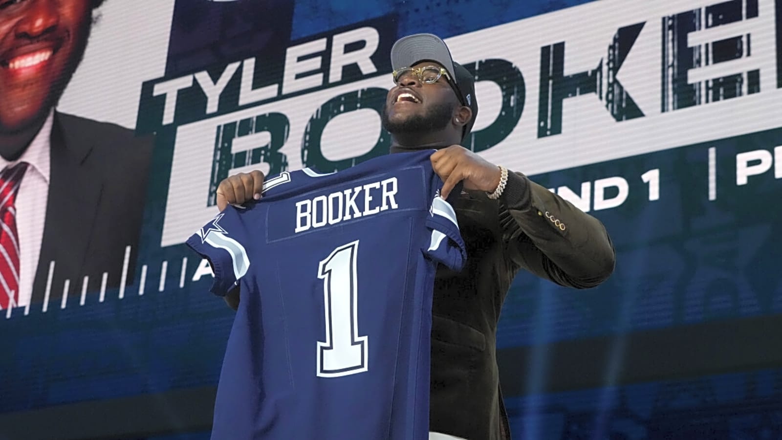Cowboys Need 2 More Pieces In &#39;Great Wall of Tyler&#39;