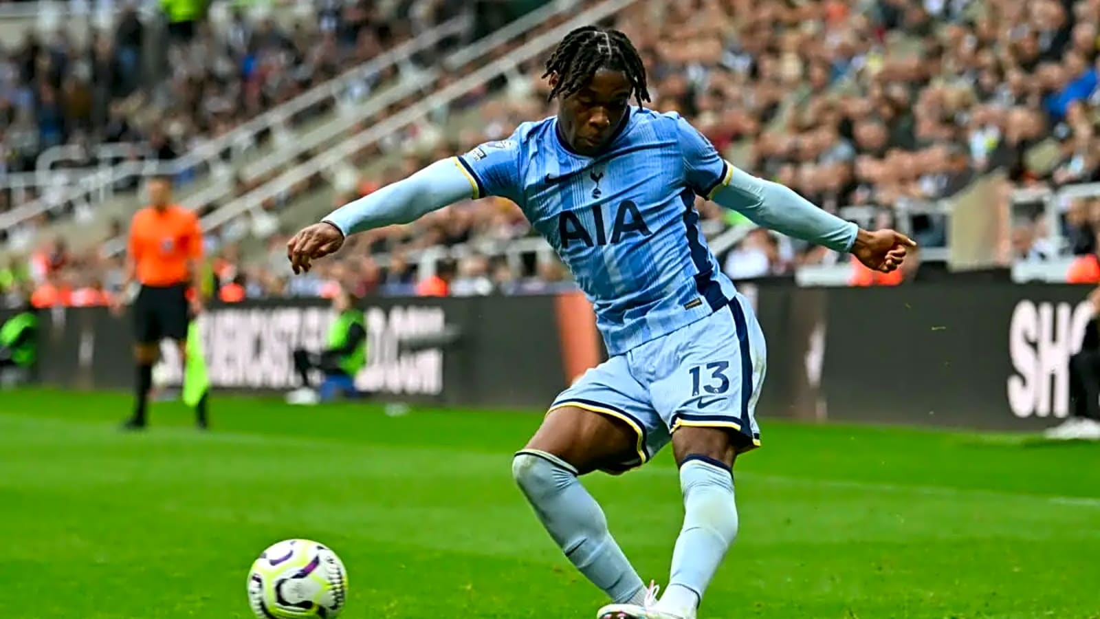 Premier League side expected to demand £50million from Tottenham for defensive star