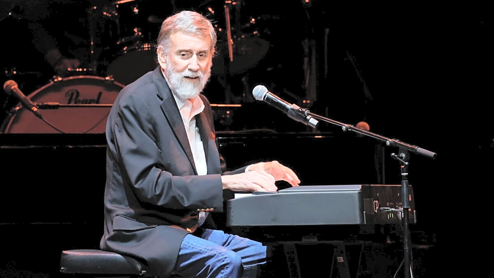 Country Music Star Ray Stevens Recovering After Heart Attack