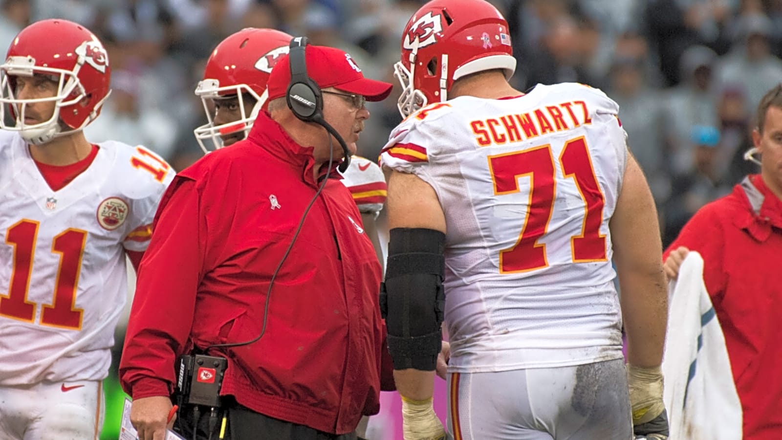 Former Kansas City Chiefs All-Pro teams up with Andy Reid to provide rookie Josh Simmons with tools for NFL success