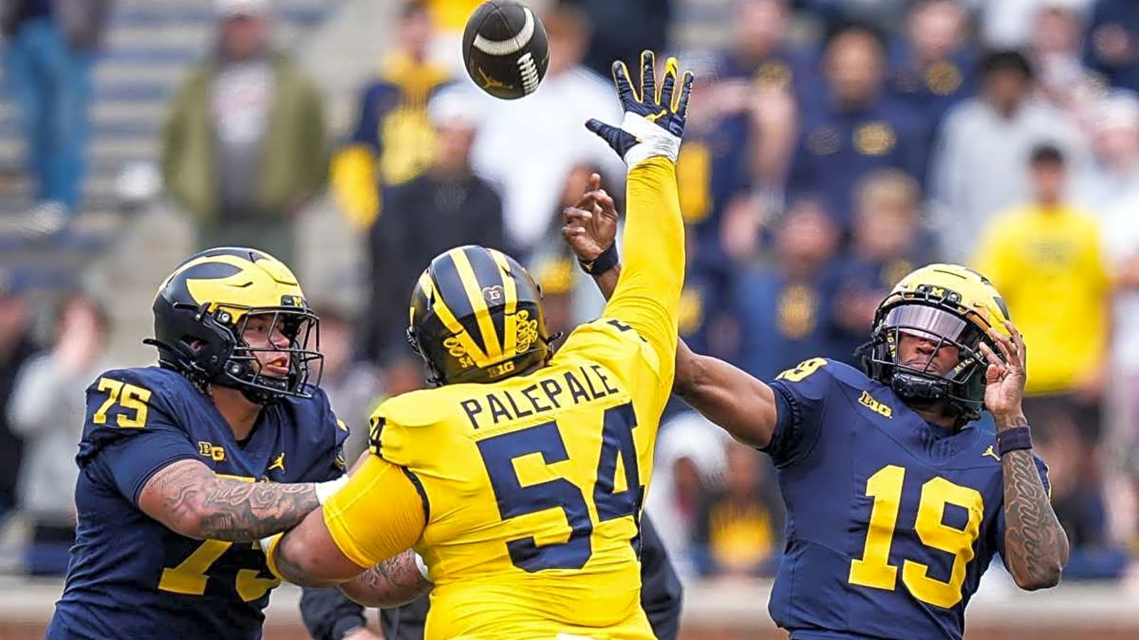 Bryce Underwood Announces How Much Weight He&#39;s Gained At Michigan
