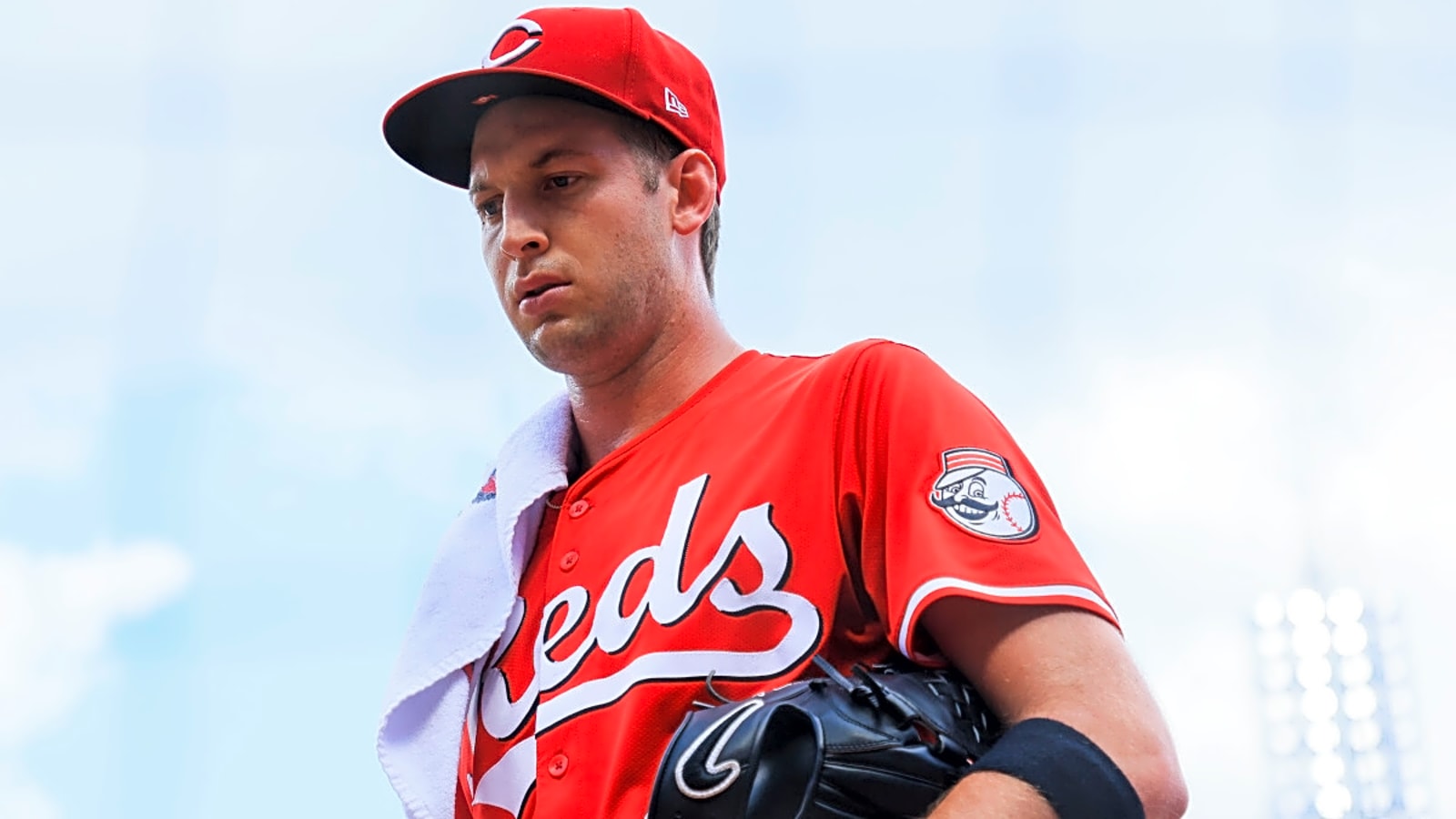 Reds Make Nick Lodolo Announcement After Leaving Pirates Game