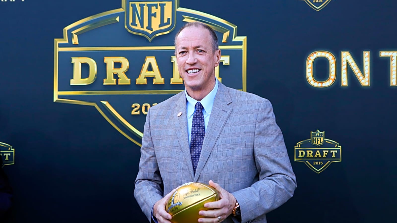 Prayers Pouring In For Family Of NFL Legend Jim Kelly