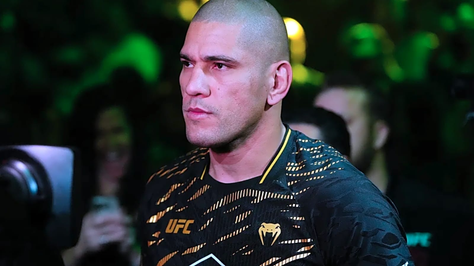 Alex Pereira Reveals if There Were Conditions to Vacate LHW Title After Signing Massive UFC Deal