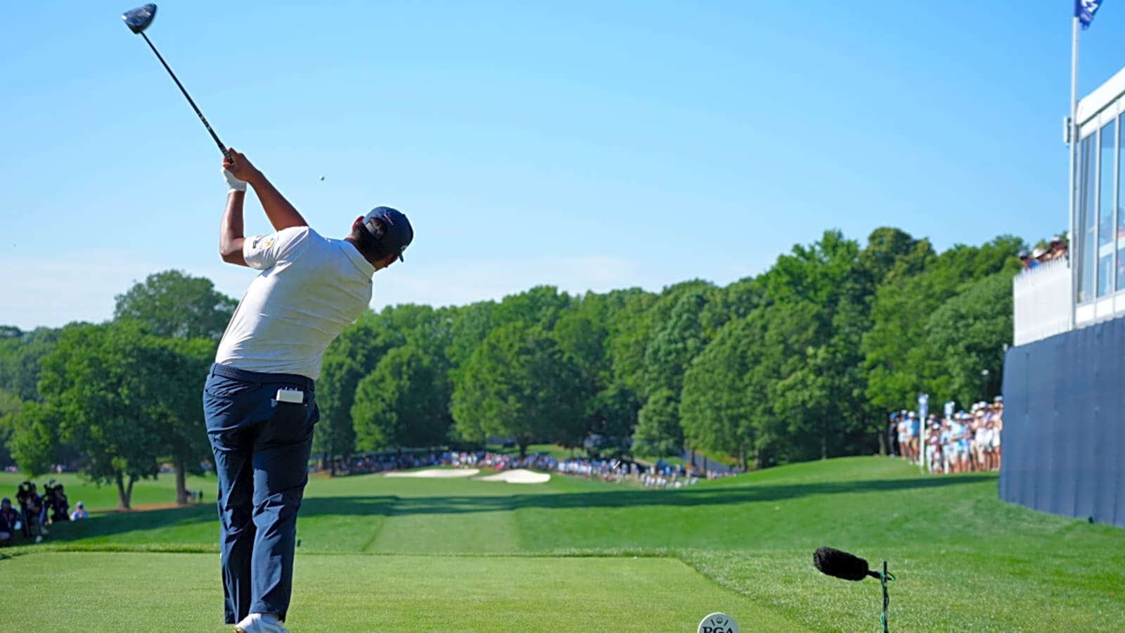 PGA Tour Golfer Abruptly Withdraws During Second Round at Travelers Championship