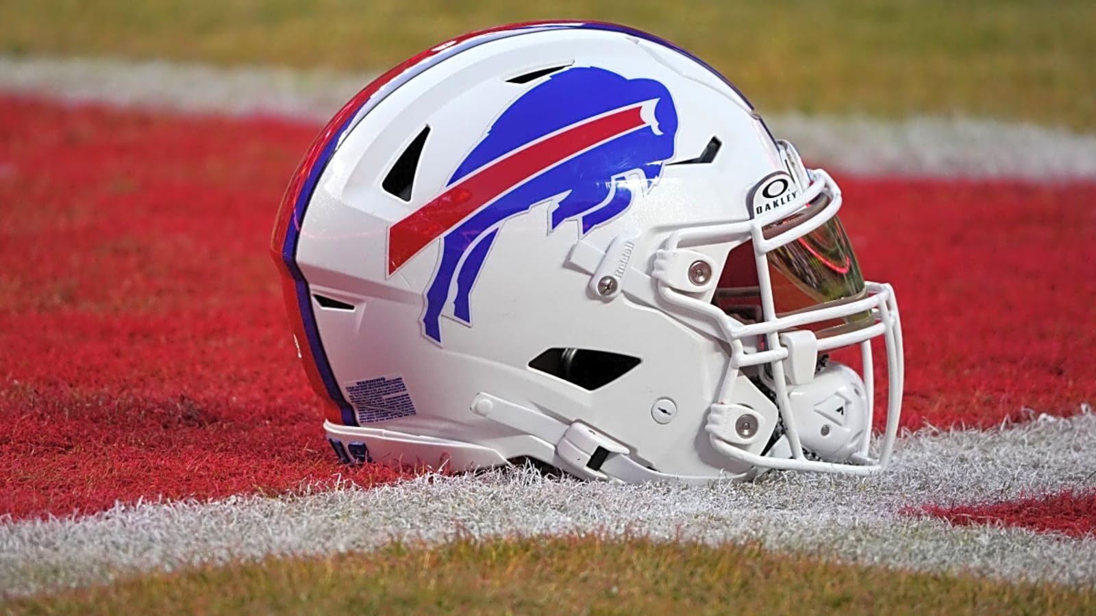 A former Bills player who had his career derailed by injuries is attempting to make a comeback to football and the NFL this season