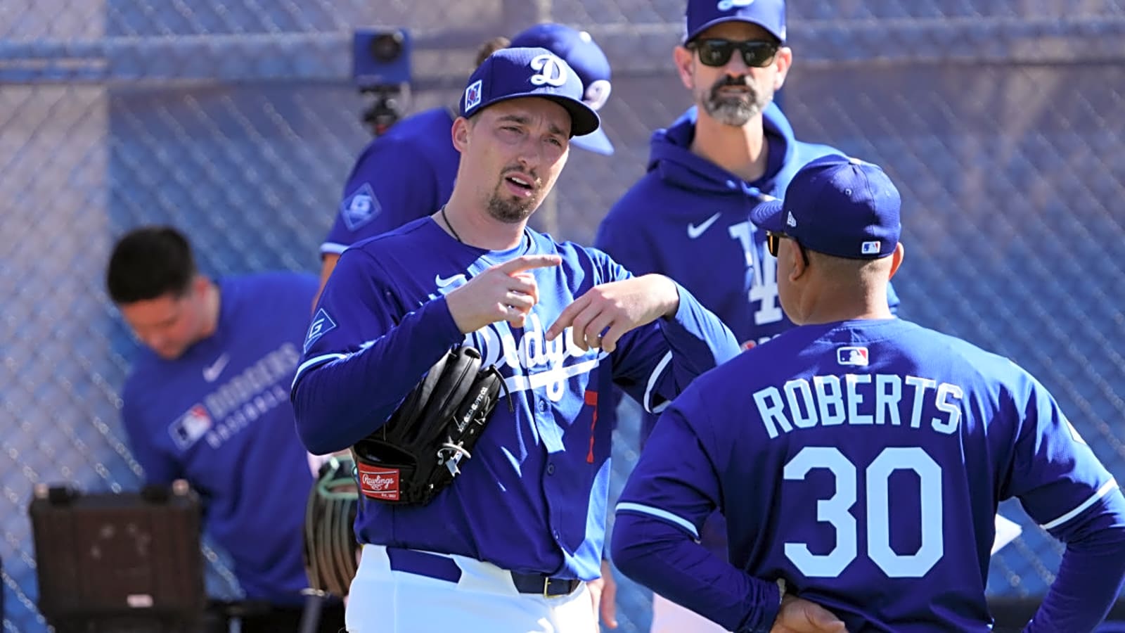 Former MLB GM Says Dodgers Aren’t Expected To Be Active at Trade Deadline on One Condition