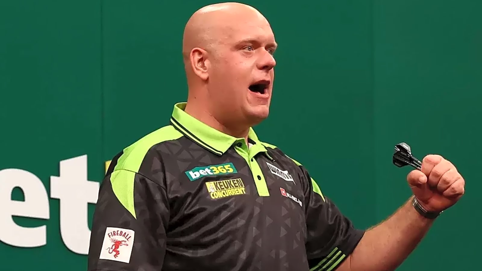 Michael van Gerwen calls opponent Pero Ljubic a &#39;pub player&#39; in brutal post Poland Darts Masters assessment