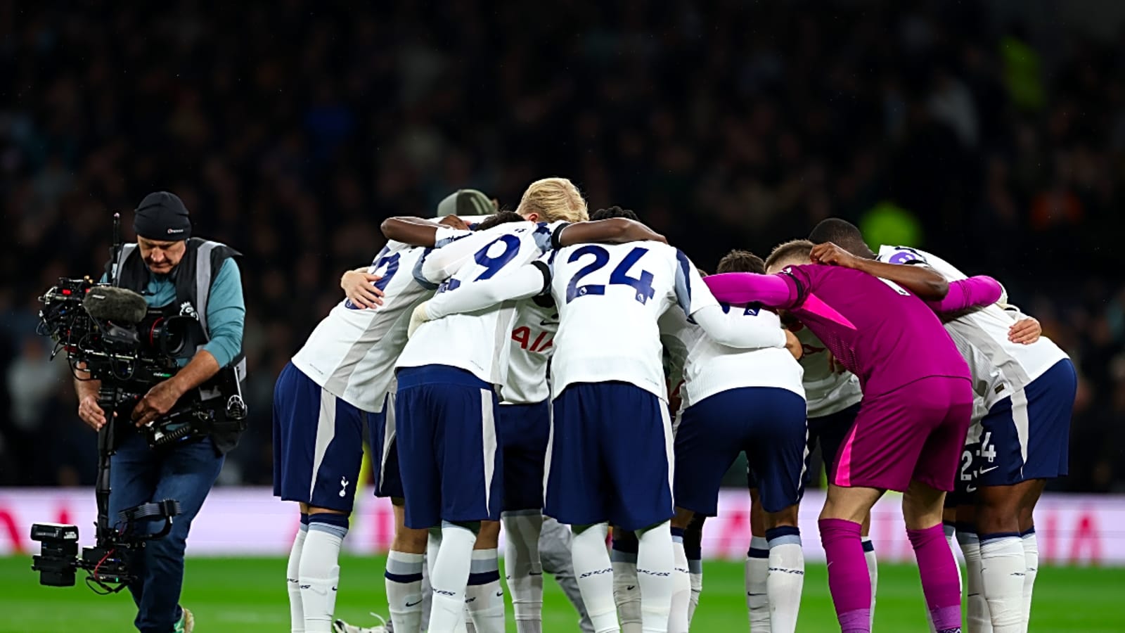 Top Spurs journo confirms influential trio absent from training before United clash – including ‘unbelievable’ attacker