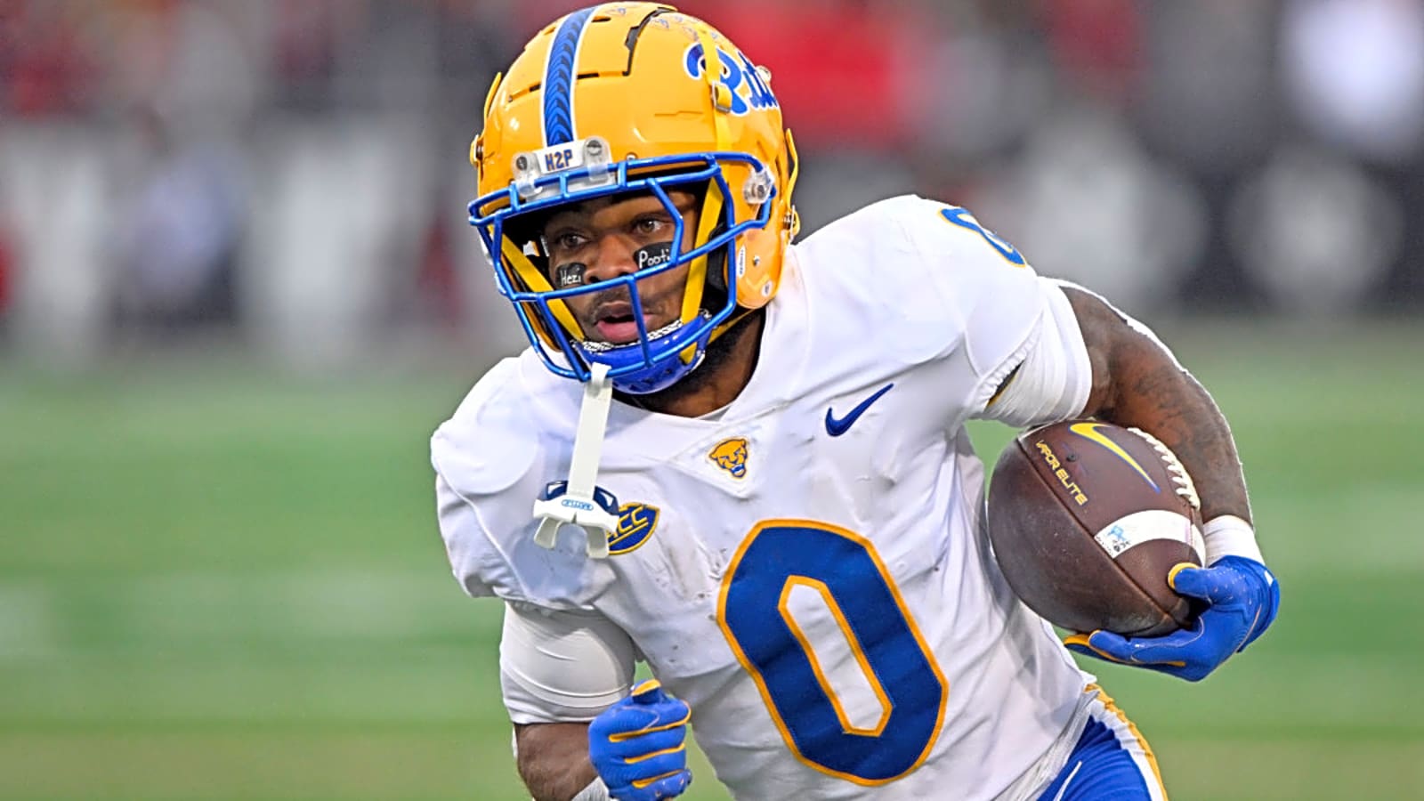 2025 College Fantasy Football Rankings: Top 440 Players, Draft Picks & Projections