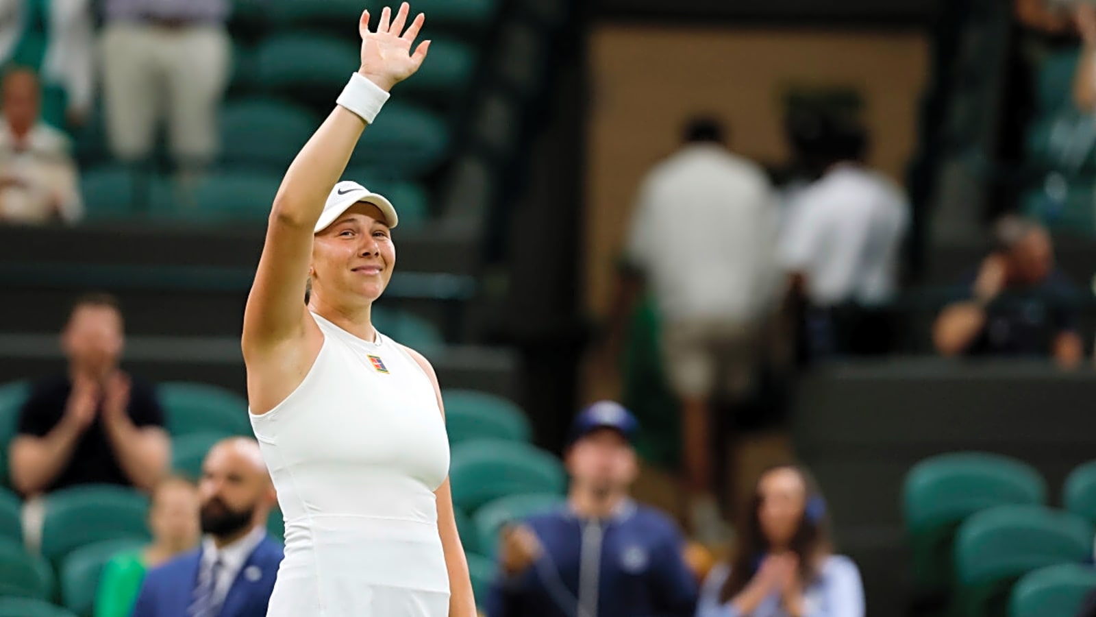 Congratulations Pouring In For U.S. Tennis Star Amanda Anisimova