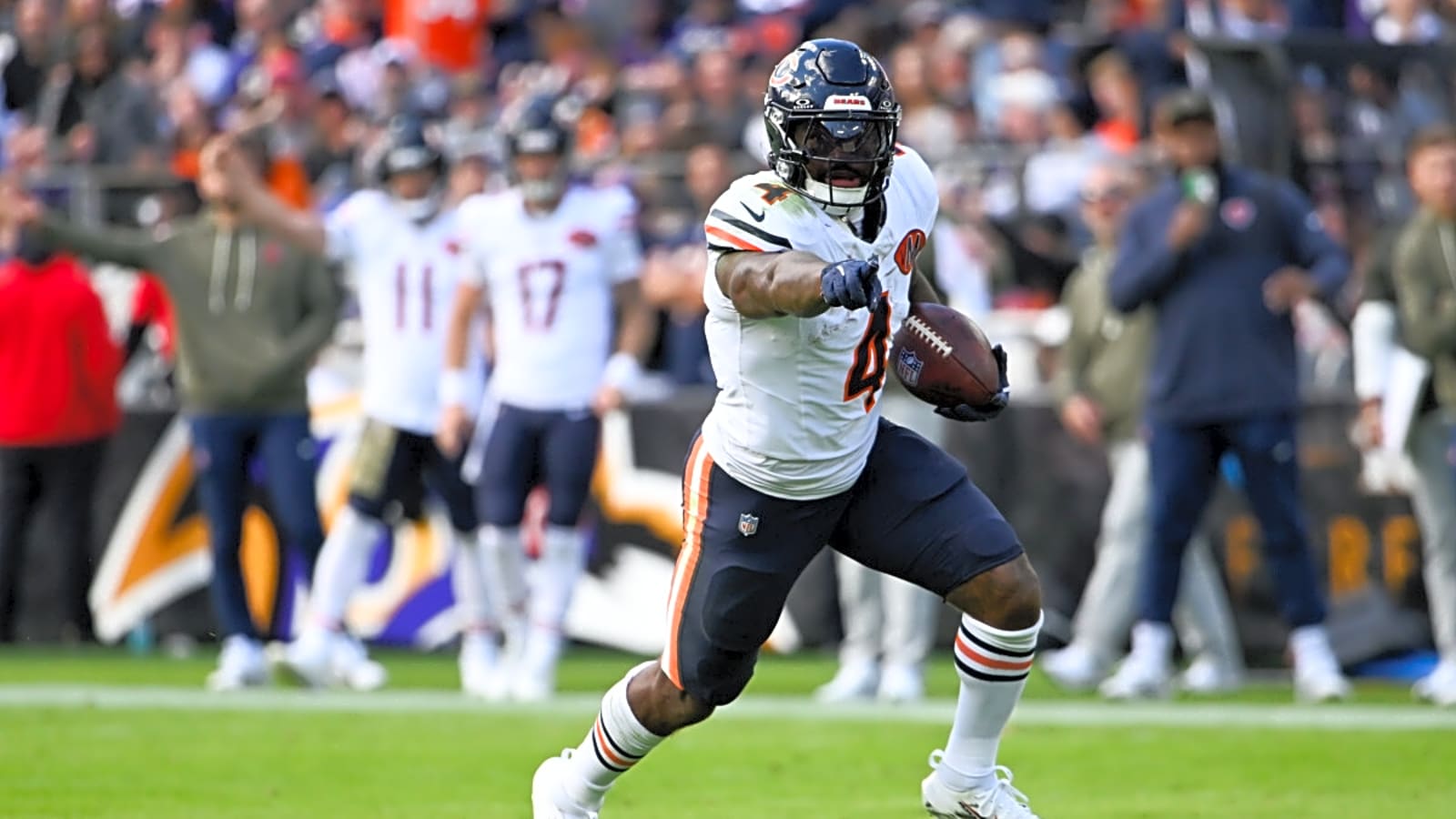 Ben Johnson’s telling comments on D’Andre Swift’s injury add even more urgency to how the Bears handle things this weekend and beyond
