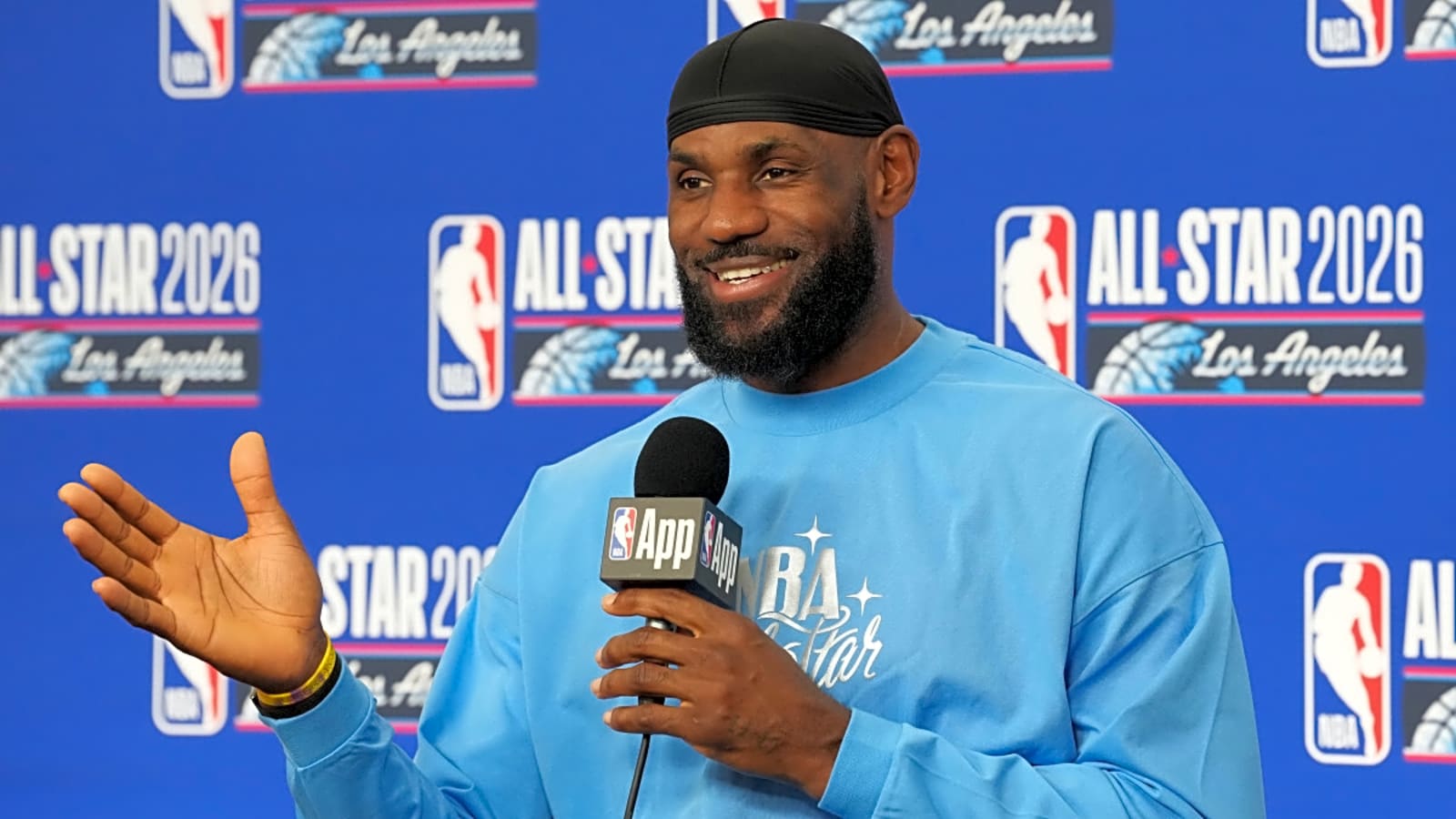 lebron james blue lakers