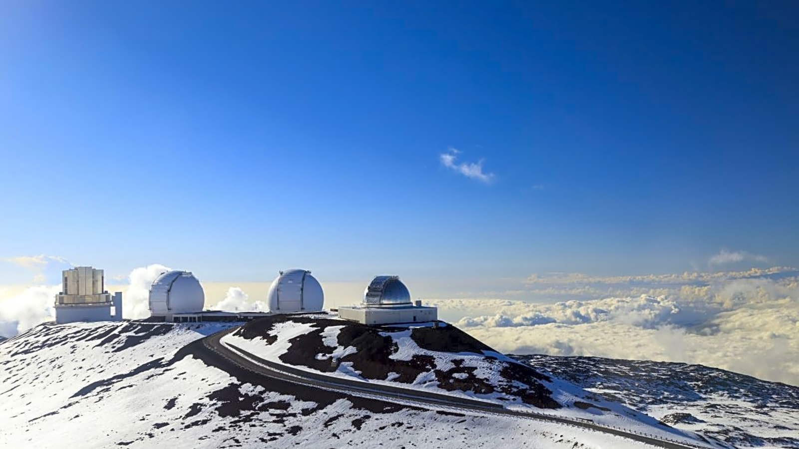 Snow in Hawaii? Officials Issue Winter Weather Advisory