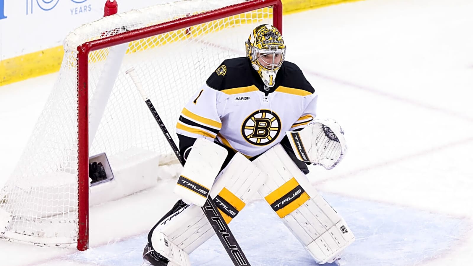 Swayman Looks to Overcome Past for Bruins in 2025-26 Season