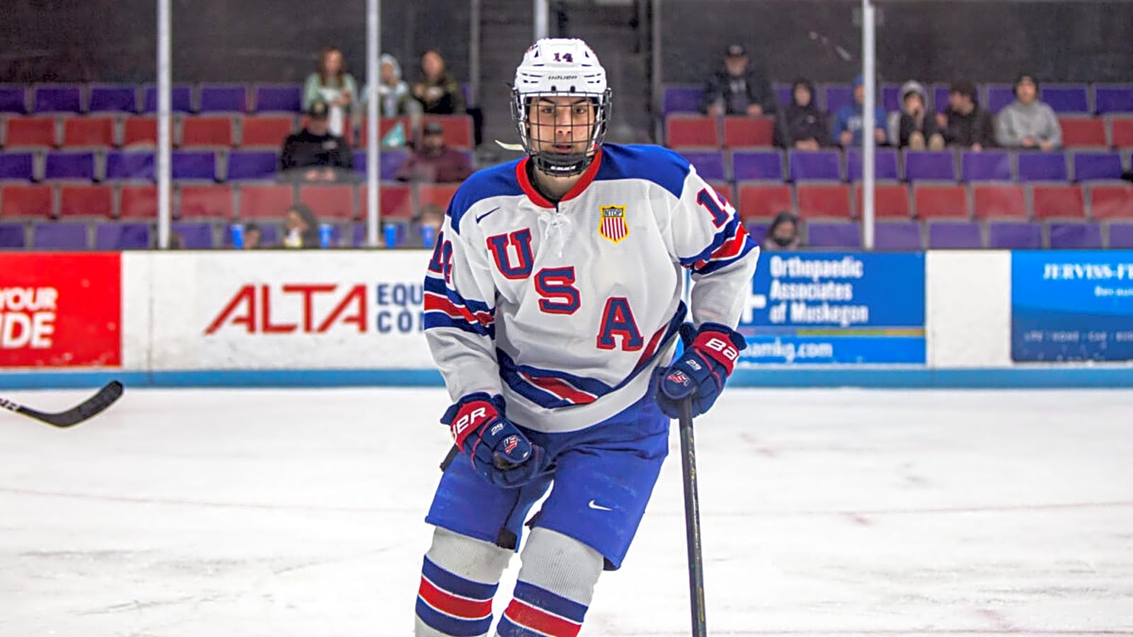 Blackhawks 2025-26 Player Previews: Frank Nazar
