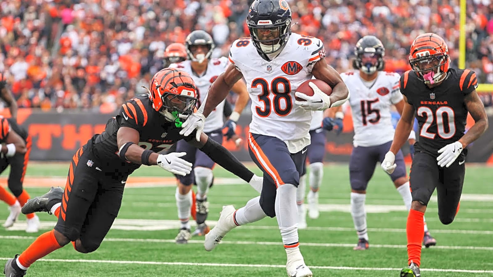 Bears announce first wave of 2026 offseason roster moves with young talent expected to stick around in Chicago