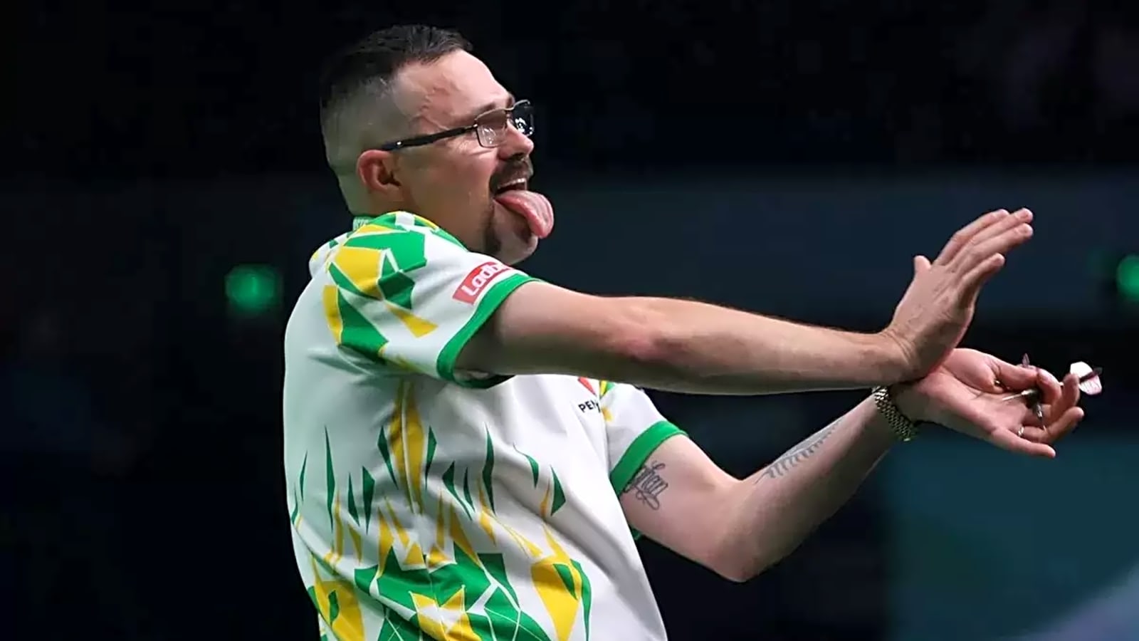 'I probably looked like an idiot… but I just had some fun' – Red-hot Damon Heta lights up Wollongong on return to Australian Darts Masters