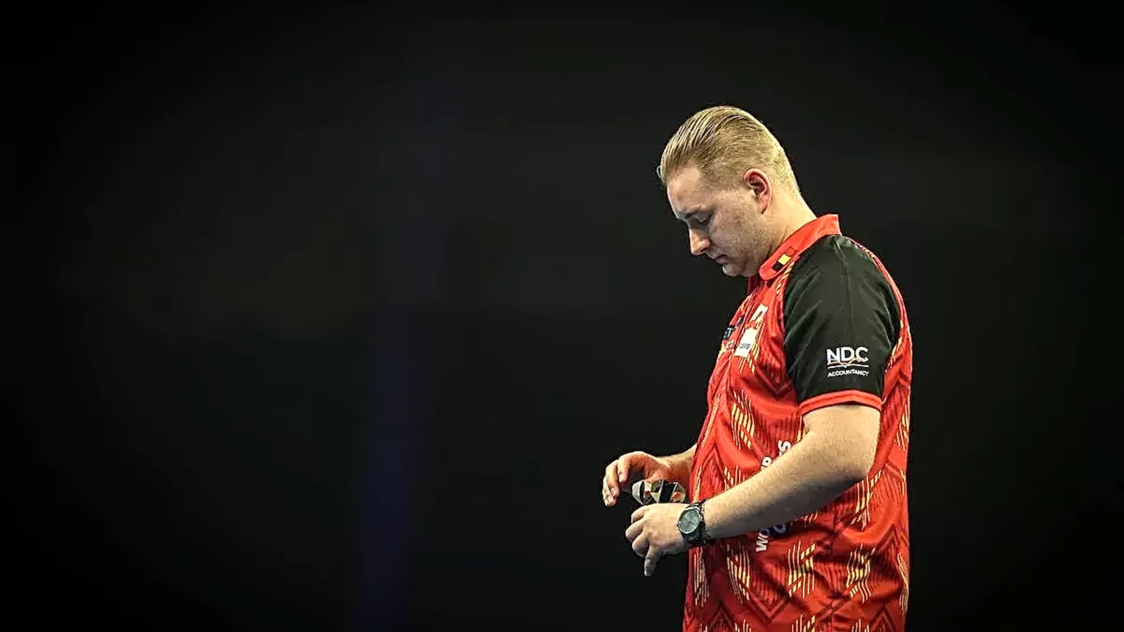 Airport anguish for Dimitri van den Bergh adds to pain of early World Cup of Darts exit
