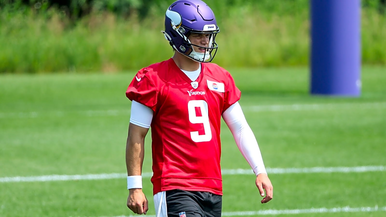 NFL analyst sends strong message about Vikings  QB J.J. McCarthy with a Super Bowl comparison
