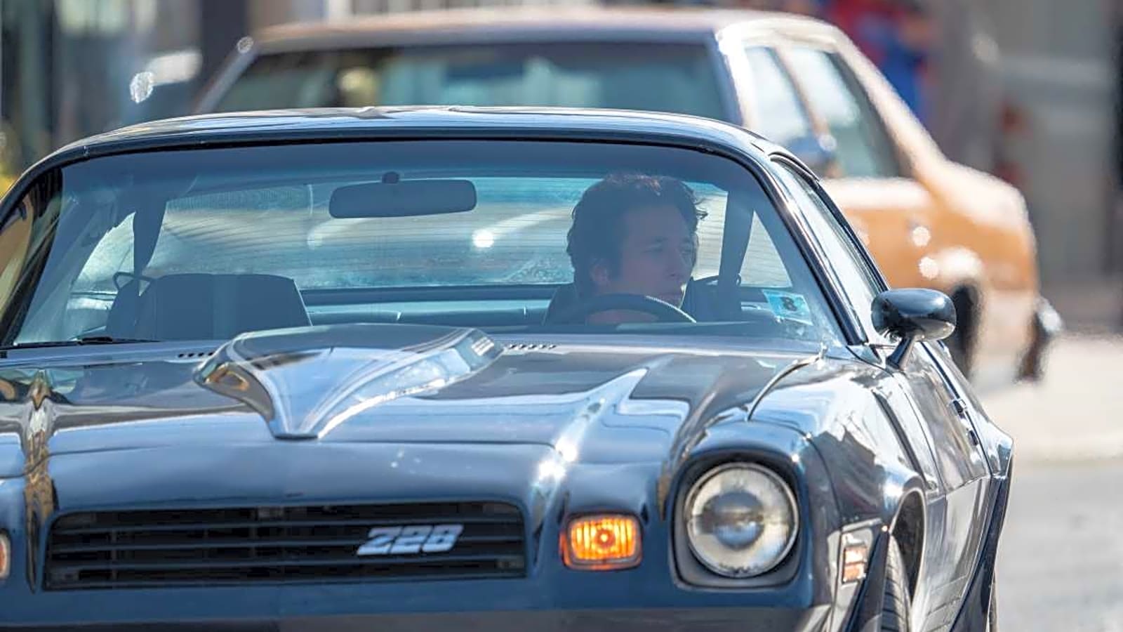 Jeremy Allen White Channels The Boss in Springsteen Biopic: Trailer Released