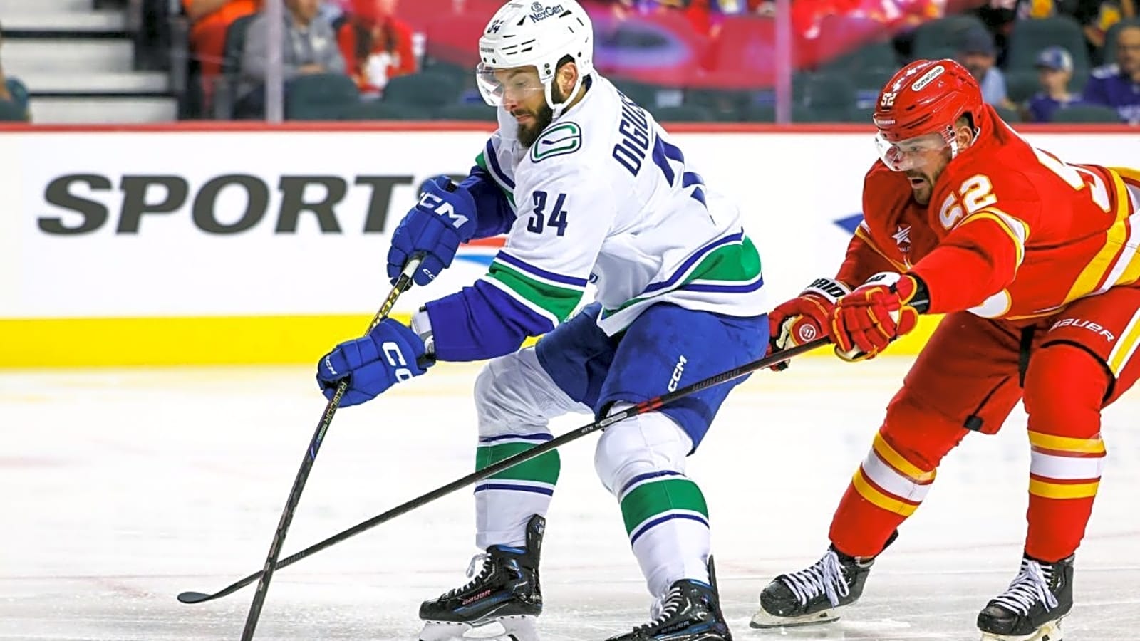 Jets sign Phillip Di Giuseppe to one-year, two-way contract
