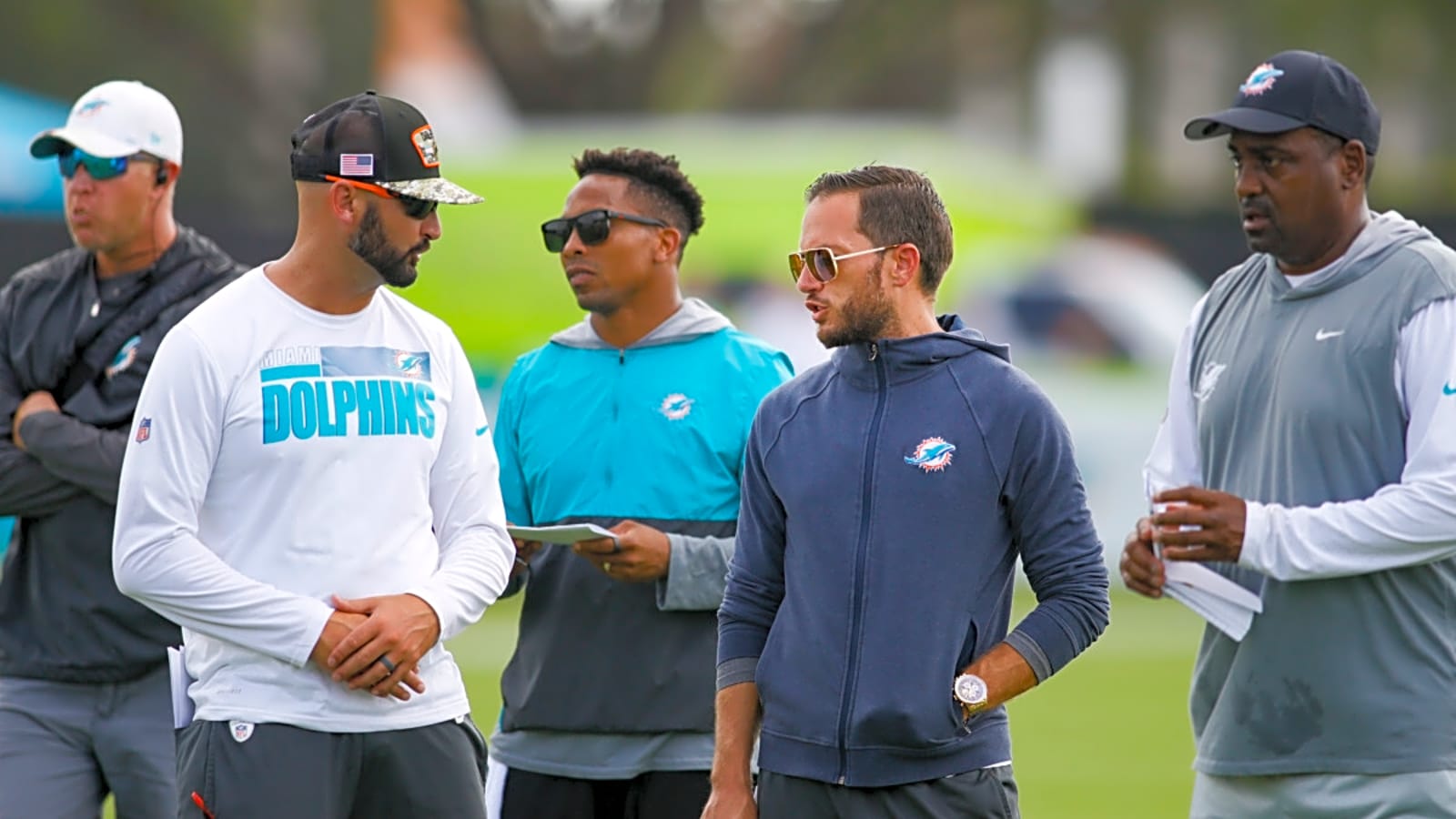 Mike McDaniel Makes Decision on Dolphins Coaching Staff